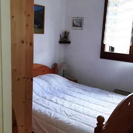 T2 Calme Avec Parking Et Wifi A - Fr-1-517-64 * Chamonix